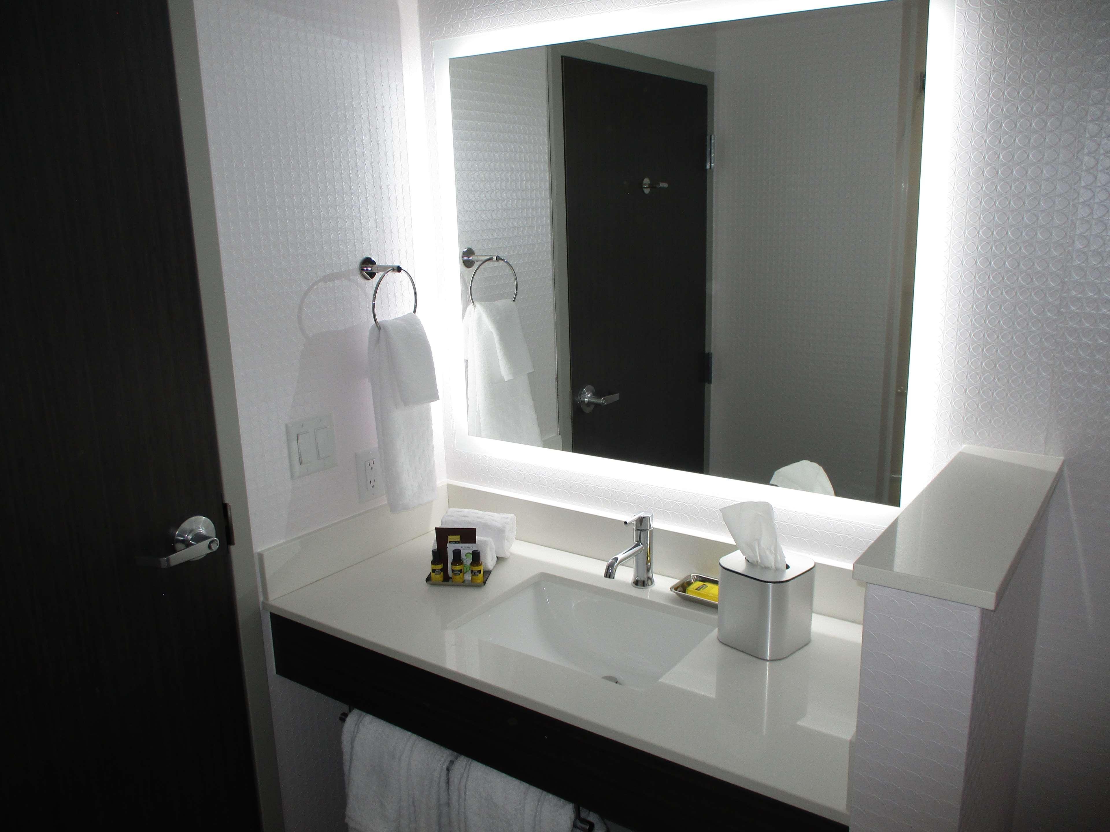 Best Western Plus Choctaw Inn & Suites المظهر الخارجي الصورة