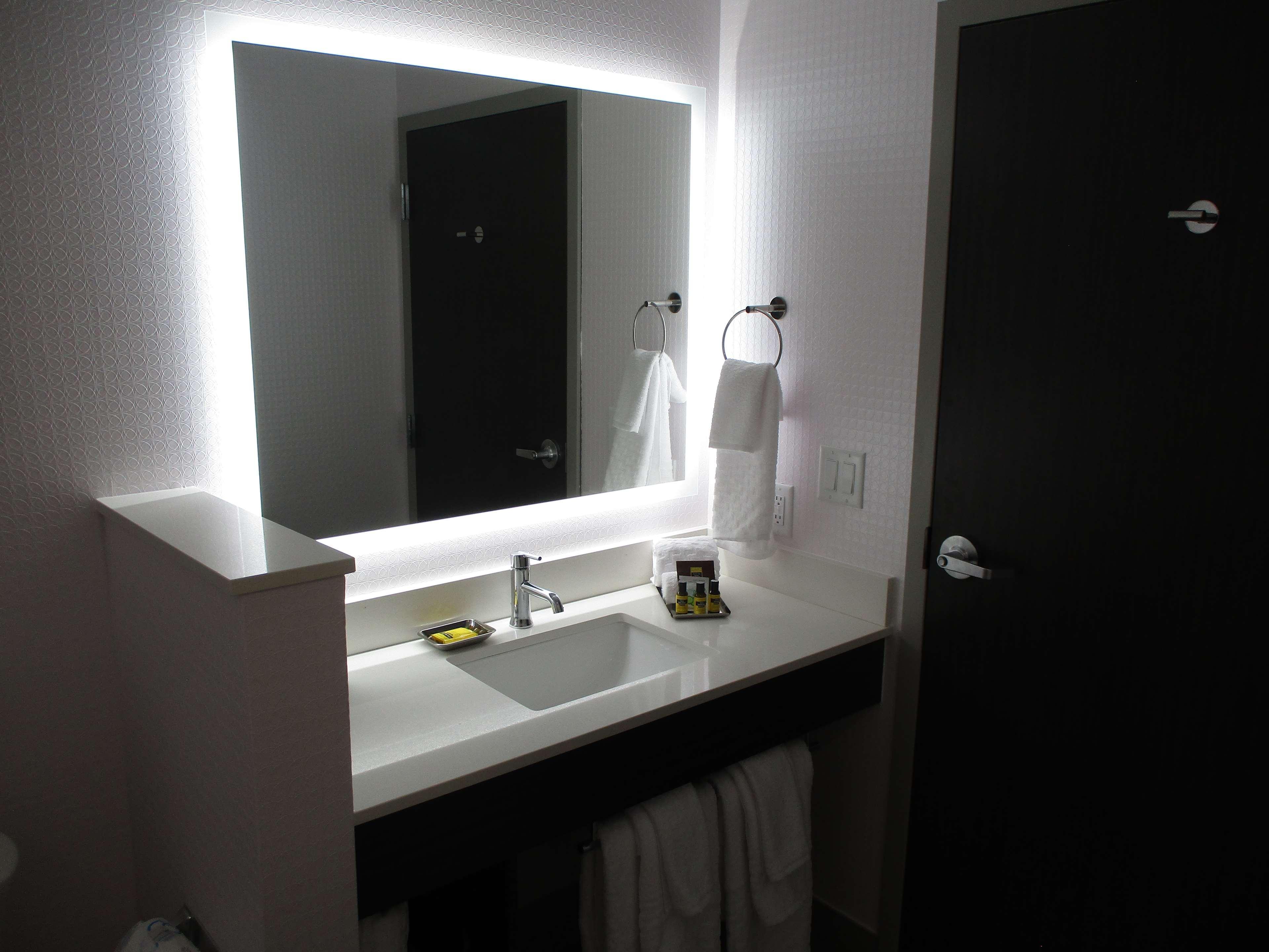 Best Western Plus Choctaw Inn & Suites المظهر الخارجي الصورة