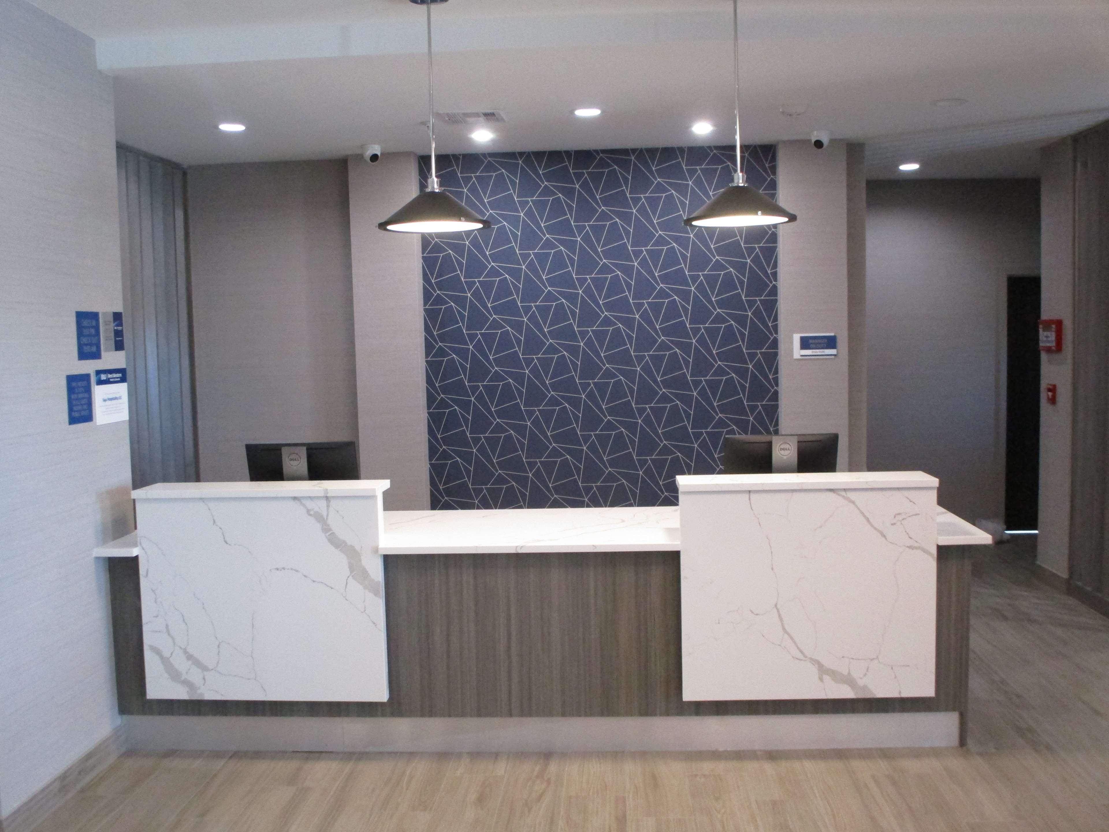Best Western Plus Choctaw Inn & Suites المظهر الخارجي الصورة